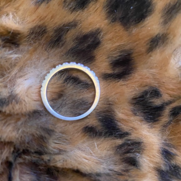 Sterling Silver ring size 7 - Picture 4 of 8